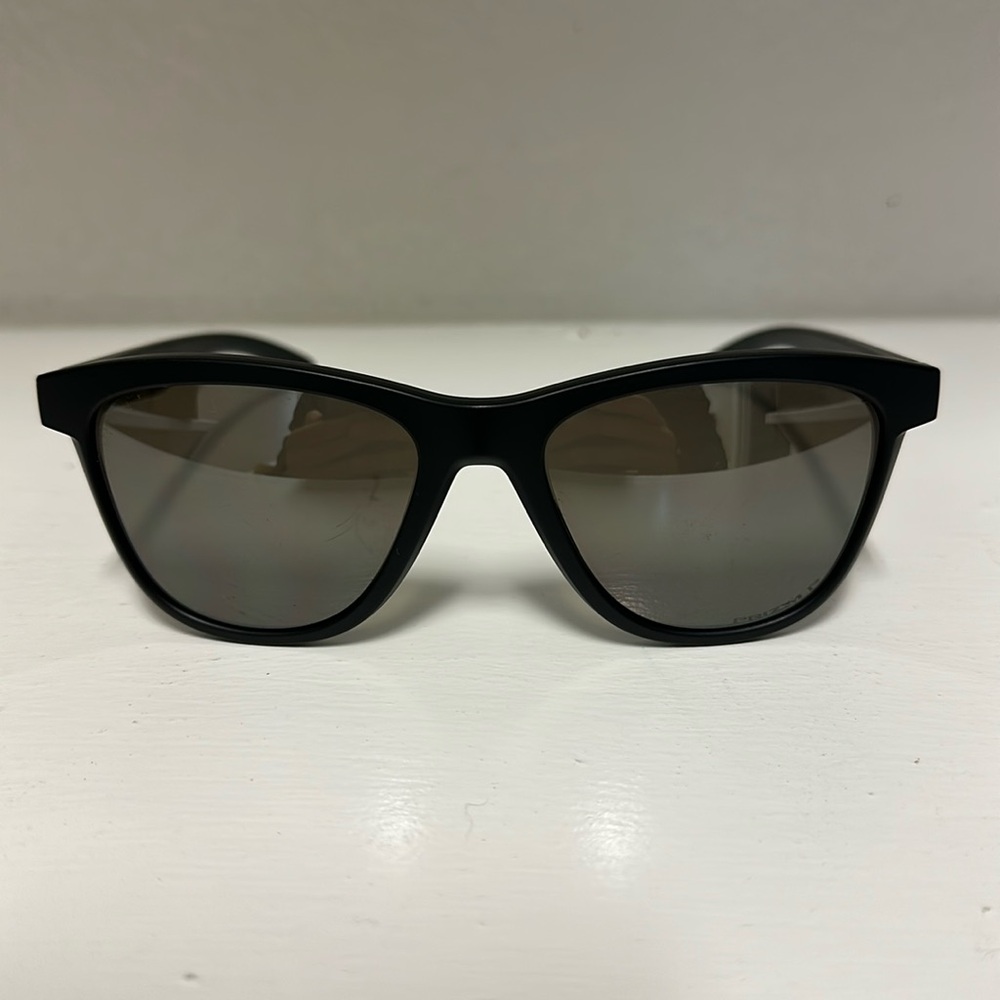 Oakley SI Moonlighter Women's Sunglasses, matte black Prizm Black Polarized.